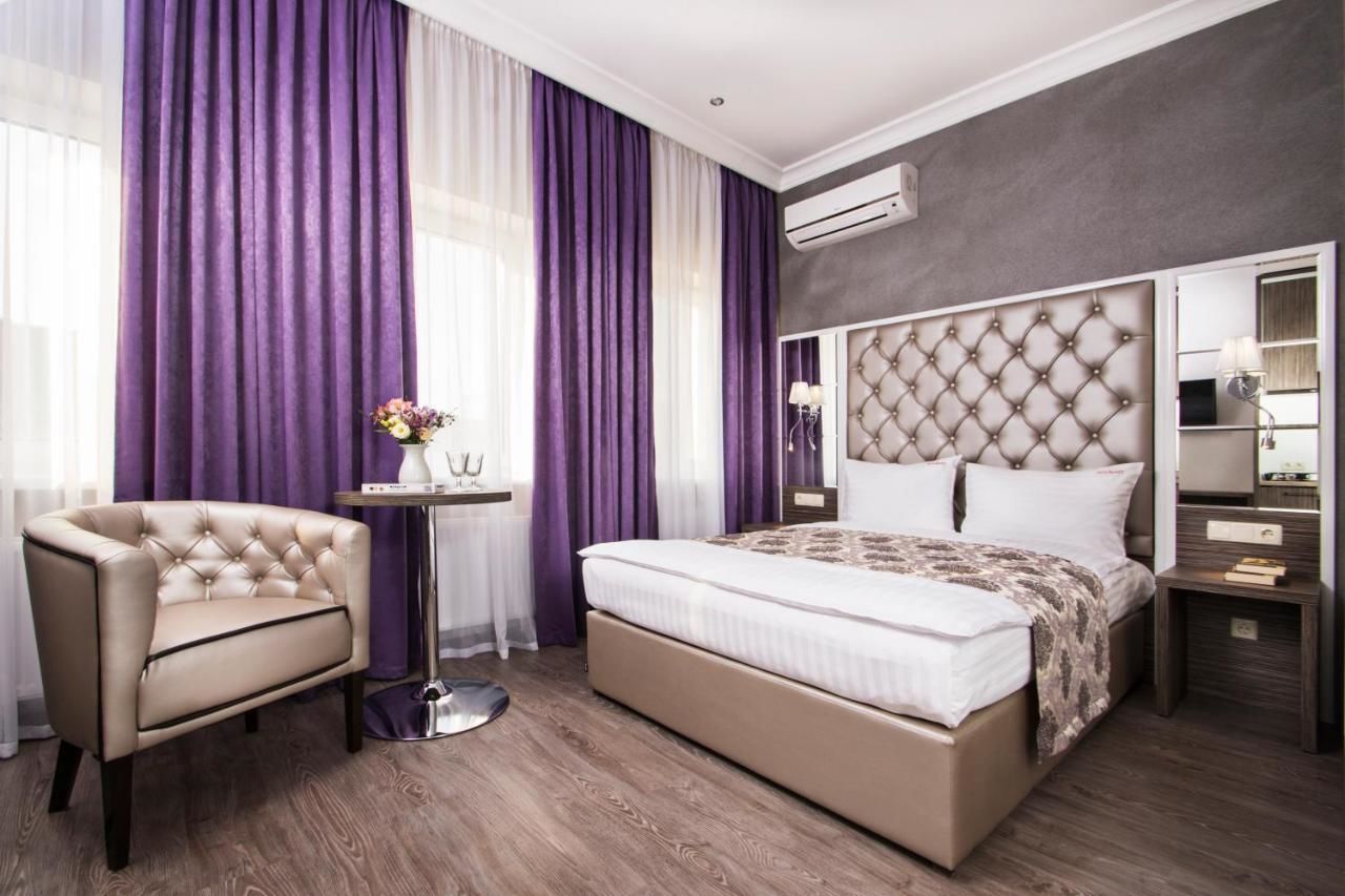 Отель BonApart Hotel Киев