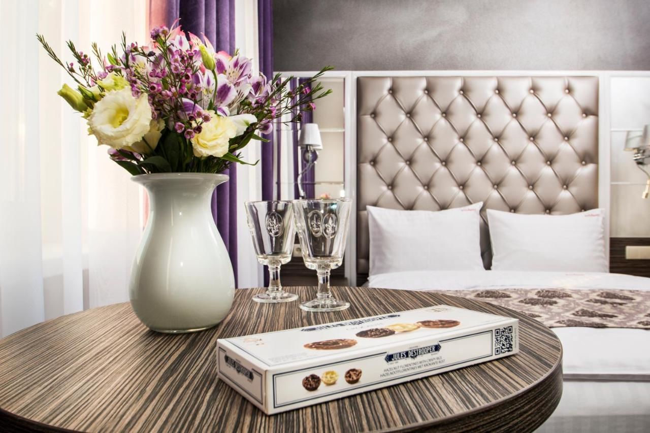 Отель BonApart Hotel Киев
